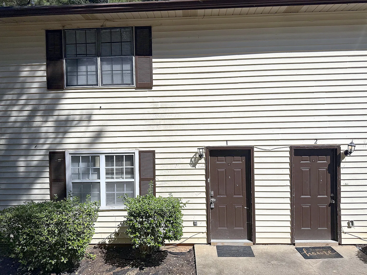 5954 Stonewall Dr — Photo 1