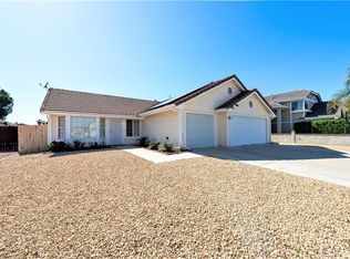 689 Goldenrod St, Hemet, CA 92545