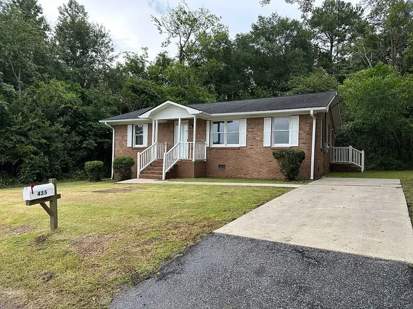 435 S Bartow Ave, Swansea, SC 29160