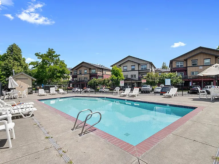 22802 SW Forest Creek Dr #203 — Photo 31
