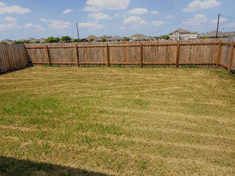 303 Alamito Ave — Photo 10