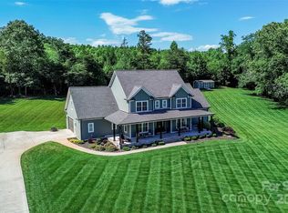 115 Vance Farm Dr, Statesville, NC 28625