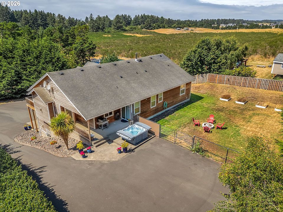1st image of 88864 Blue Heron Rd