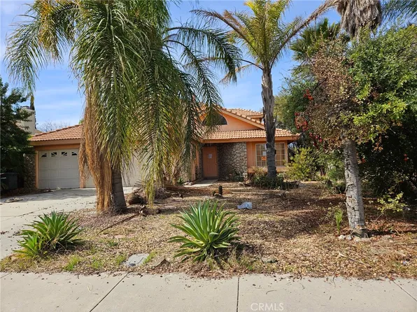 1446 Shady Oaks Dr, Perris, CA 92571