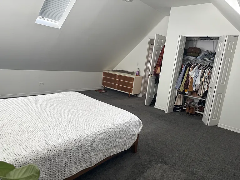 Primary bedroom (upstairs)