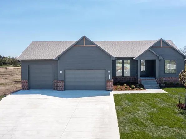 511 Glen Creek Ct, Newton, KS 67114