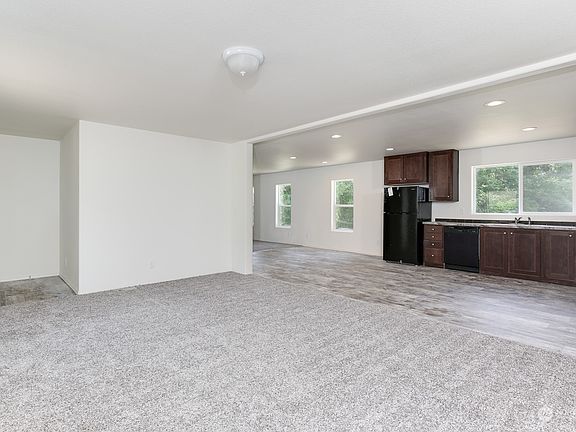 4th image of 531 Crockett Lake Drive