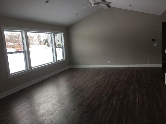 3rd image of 1570 Shenandoah Dr #60