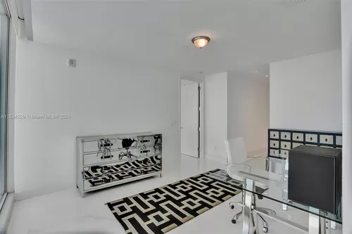 16901 Collins Ave Photo 1