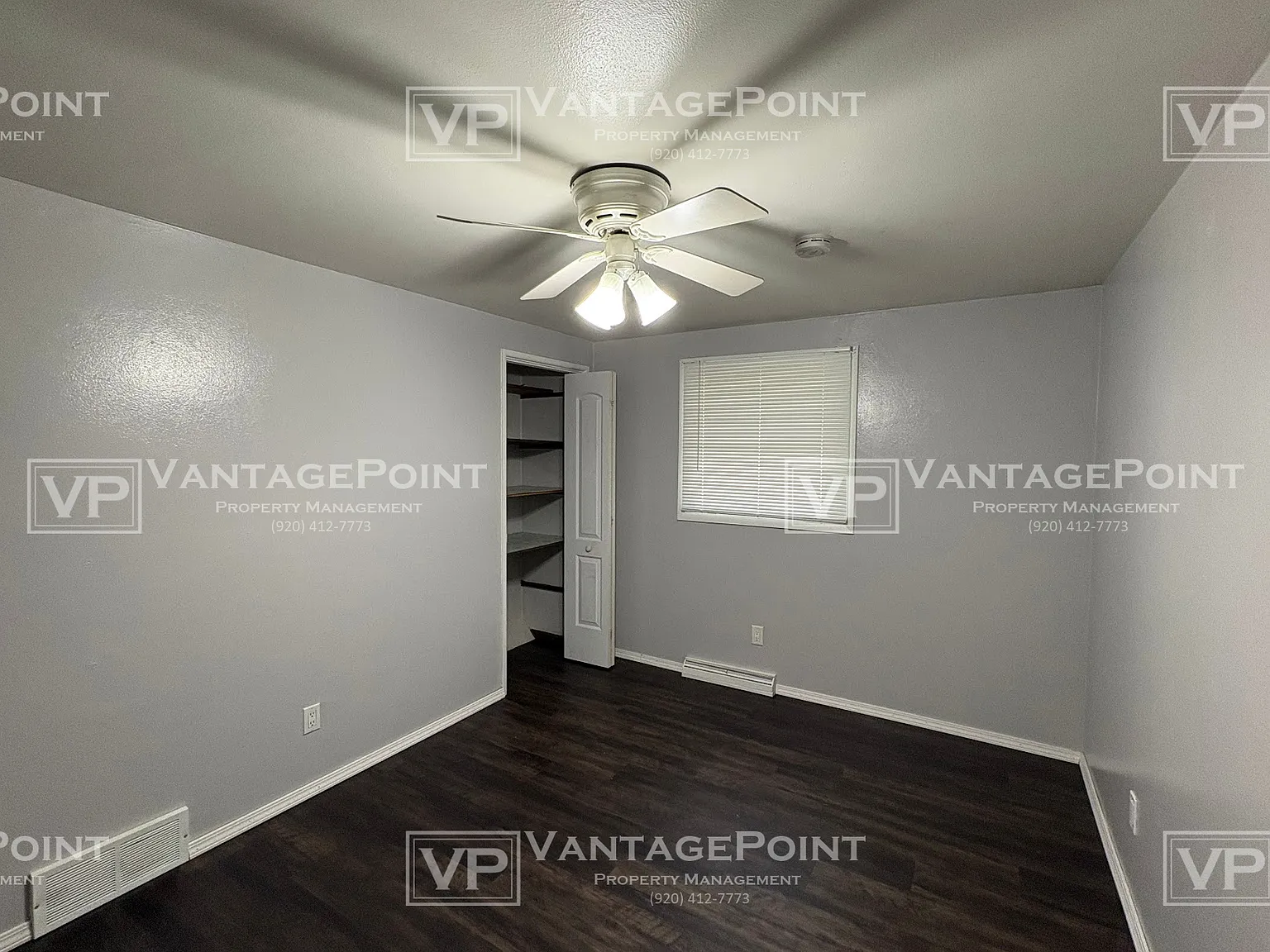 1521 - 1523 Ridgeway Drive - 1521 — Photo 4