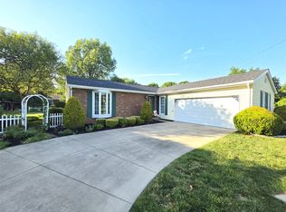 7622 Chestnut St, Fairview, PA 16415