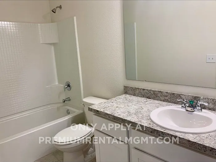 2257 Litchfield Loop — Photo 5