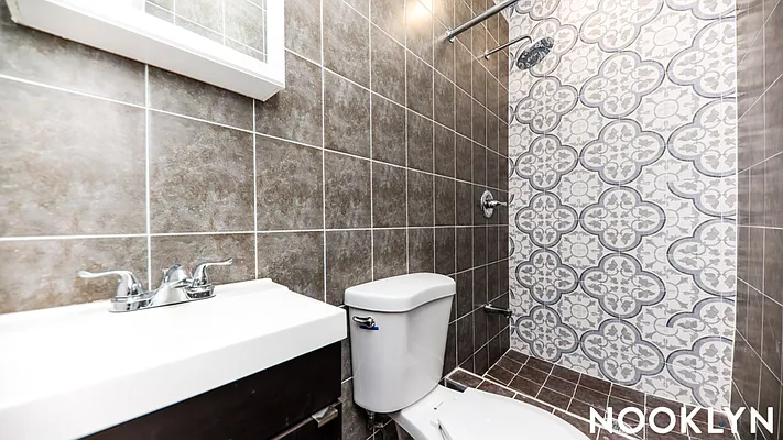 Rented by Nooklyn NYC LLC | media 11