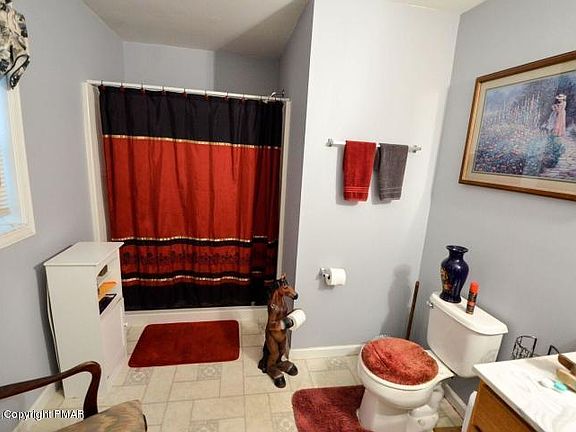 5th image of 117 Hannon Ln