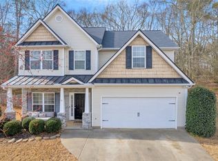 37 Amherst Dr, Winder, GA 30680
