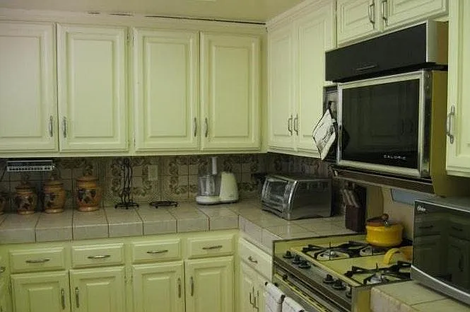20617 Archwood St — Photo 6