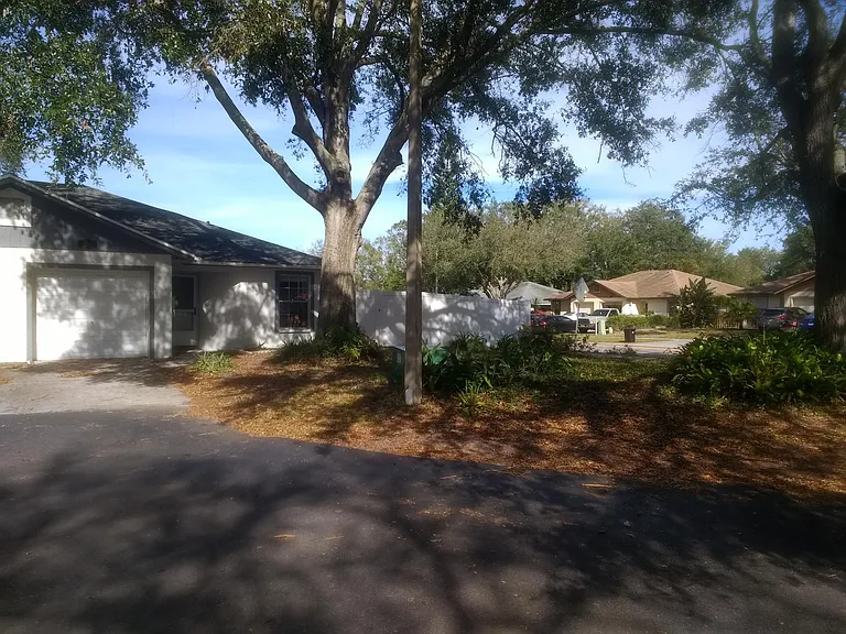 3721 Farnham Ct — Photo 19