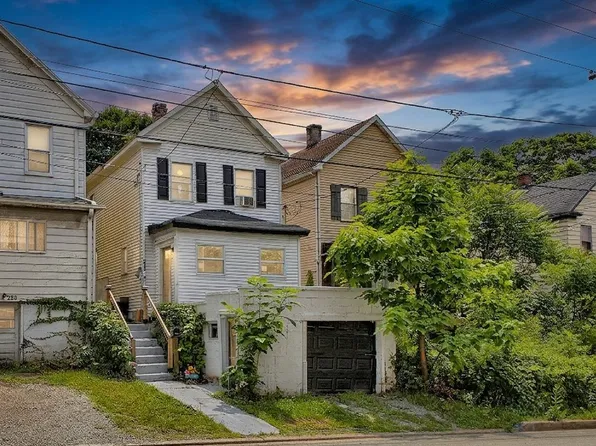 218 N 4th St, Jeannette, PA 15644