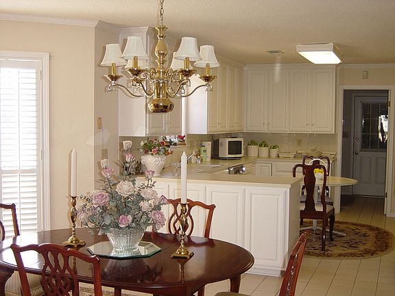 5th image of 3126 Gatsby Ln