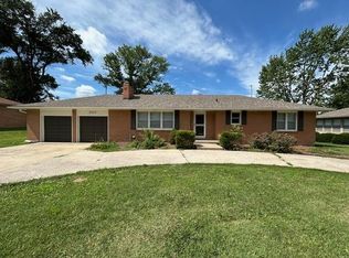 3720 S Blue Ridge Blvd, Independence, MO 64052