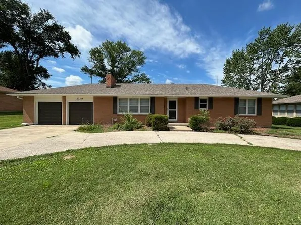 3720 S Blue Ridge Blvd, Independence, MO 64052