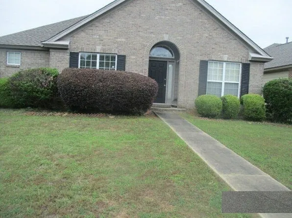 3913 Claiborne Cir, Montgomery, AL 36116