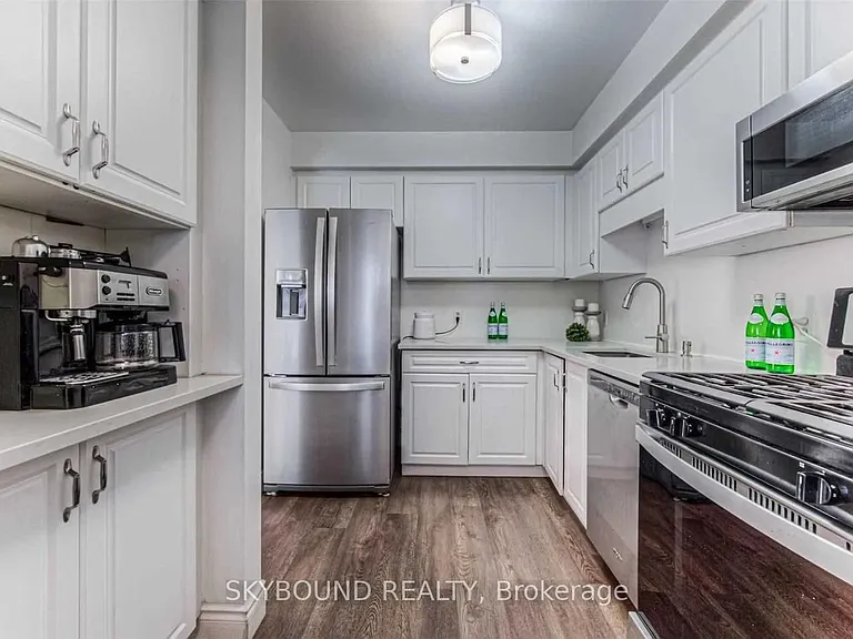 360 Cornridge Pl #7 — Photo 8