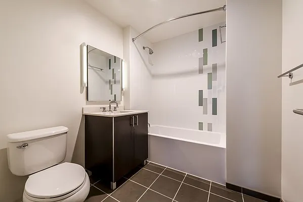 Rented by Greystar | media 11