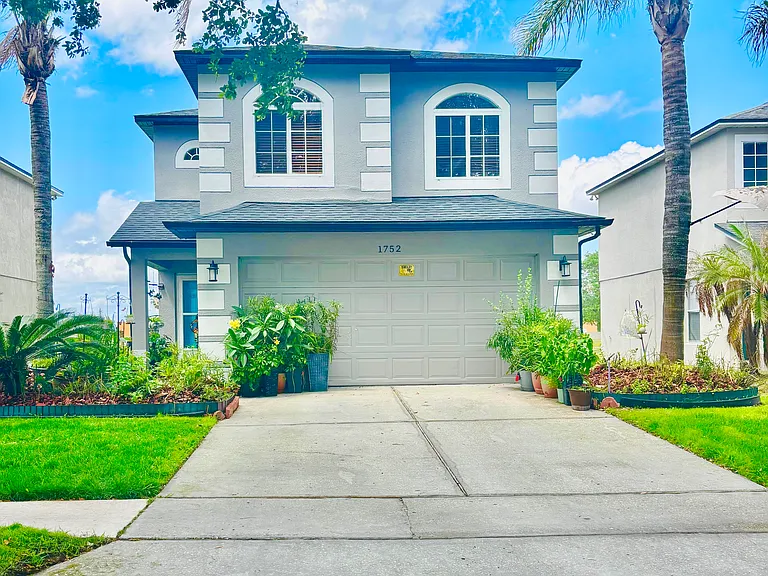 1752 Portcastle Cir — Photo 1