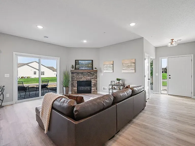 7341 Kalland Cir NE — Photo 22