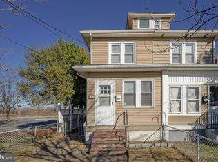 113 Kossuth St, Riverside, NJ 08075