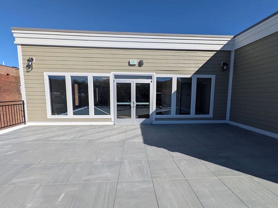 1st image of 134 Remsen St #206