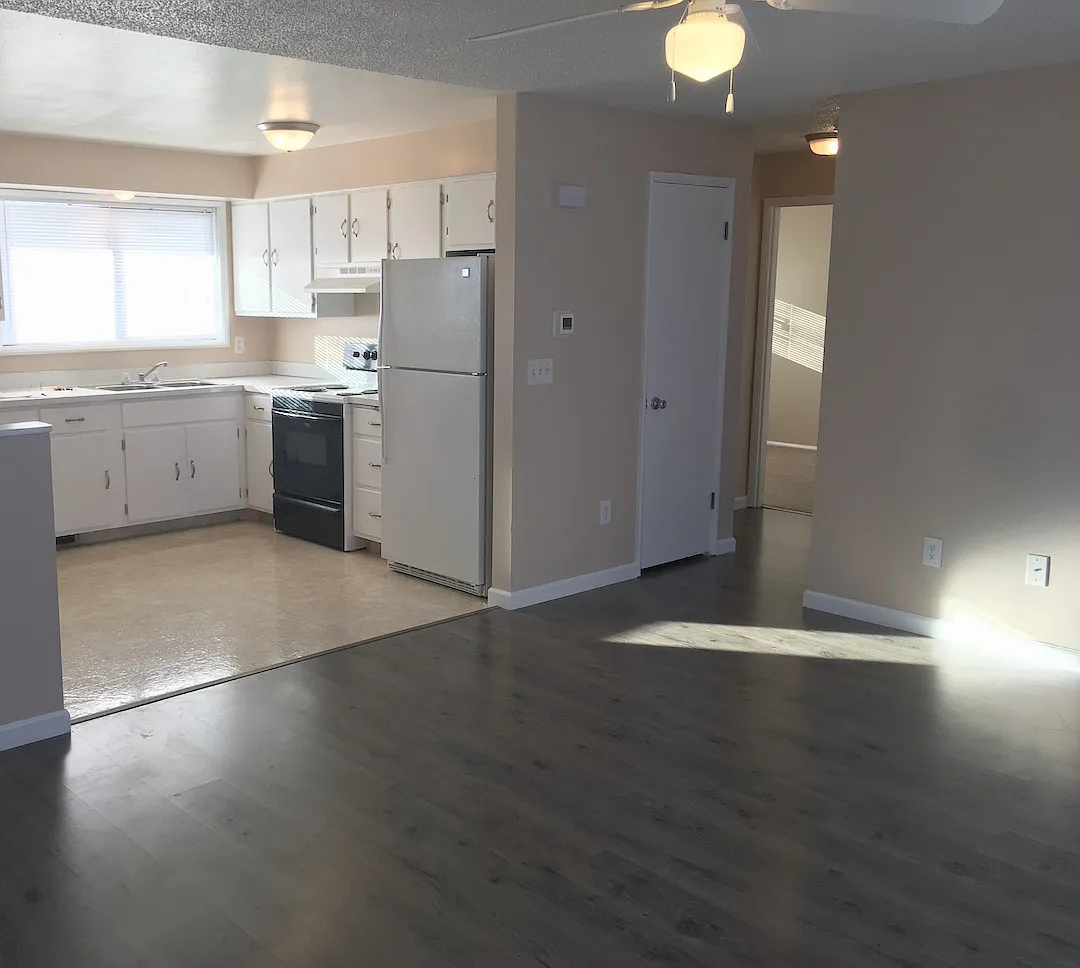 1444 Lynn Ave. — Photo 2