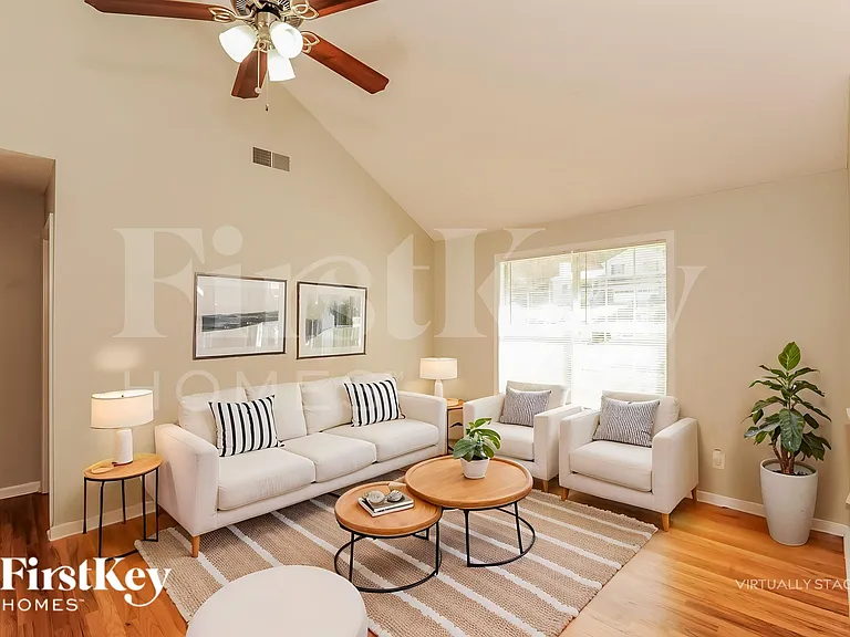 382 Scenic Ln — Photo 5