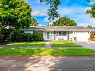 6020 SW 94th Pl, Miami, FL 33173