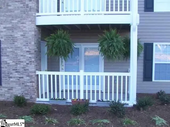 333 Kimbrell Rd, Taylors, SC 29687