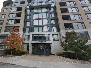 360 Patricia Ave, Ottawa, ON K1Z0A8