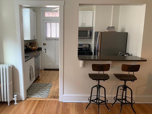4th image of 1340 W Winnemac Ave #2W