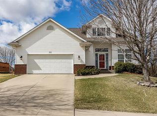 303 Galway Dr, Iowa City, IA 52246
