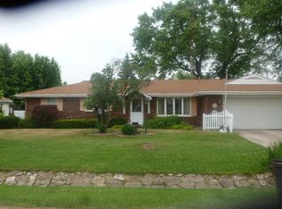 4891 W Doris Dr, Kankakee, IL 60901