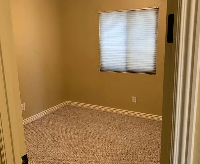 6415 S 49th Gln — Photo 10