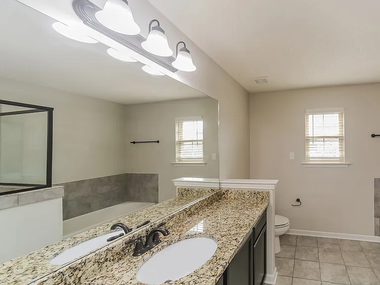 1089 Carib Loop W — Photo 11