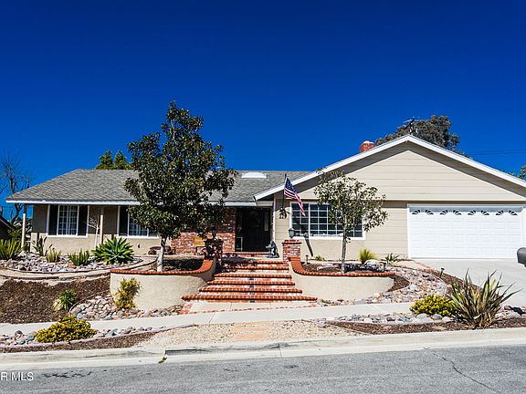 2nd image of 229 Siesta Ave