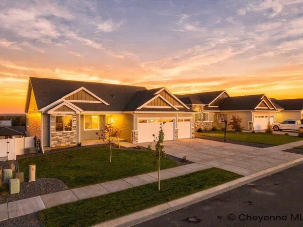 5509 Opal Dr, Cheyenne, WY 82009