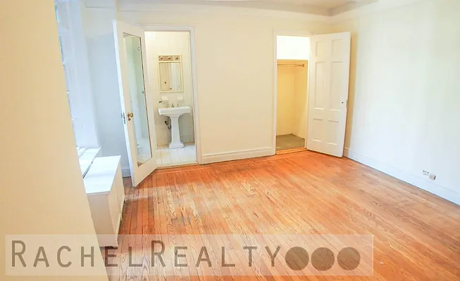 Rented by Rachel Realty | media 22