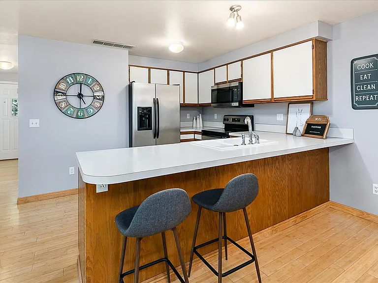 2594 S Falling Brook Ln — Photo 12