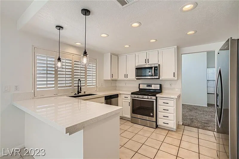 7604 Botany Bay Drive - 1 — Photo 1