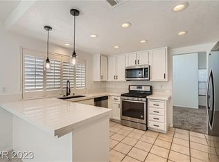 7604 Botany Bay Dr, Las Vegas, NV 89128