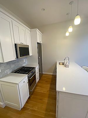 5th image of 1628 2nd Ave APT 6A