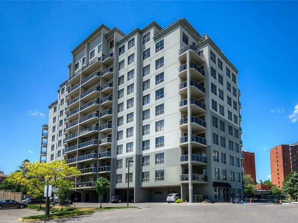 539 Belmont Ave W #102, Kitchener, ON N2M 0A2